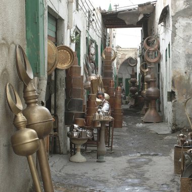 Trablus, Lybia - 02 Mayıs 2002: Trablus suq'da minareler decoreations