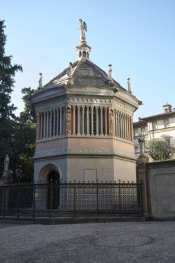 Bergamo, İtalya - 28 Ocak 2019: Basilica di santa Maria Maggiore vaftiz töreni