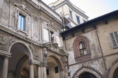 Milan, Italy - December 05, 2017 : View of 'Piazza dei Mercanti' 
