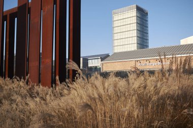Milano, İtalya - 29 Kasım 2016 : Hangar Bicocca manzarası (modern sanat müzesi)