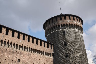 Milano, İtalya - 09 Şubat 2017 : Castello Sforzesco görünümü