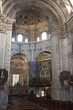 Milano, İtalya - 16 Ocak 2019 : Santa Maria della Passione kilisesinin içi