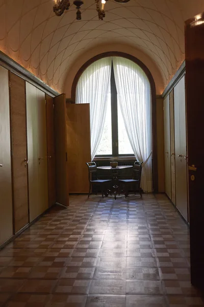 ミラノ イタリア 2018 ヴィラ ネッキ カンピリオ ベッドルーム廊下の眺め — ストック写真
