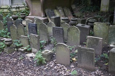 Londra, İngiltere - 23 Ağustos 2017 : Abney Park Mezarlığı