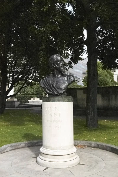 Londra Regno Unito Agosto 2017 Statua John Donne — Foto Stock