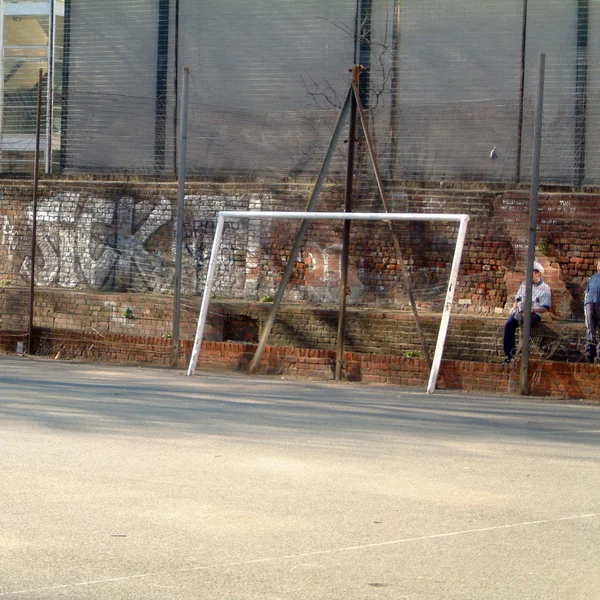 Londres Reino Unido Marzo 2002 Parque Infantil Fútbol — Foto de Stock