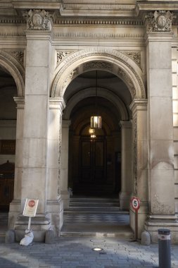 Londra, İngiltere - 26 Haziran 2018 : Burlington House'un Görünümü