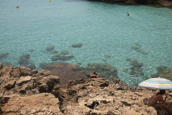 Minorca Baleic Islands Spanyolország Szeptember 2013 Turisták Playa Olla — Stock Fotó