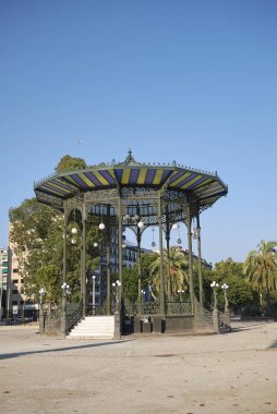 Napoli, İtalya - 23 Temmuz 2018 : Villa Comunale'de 'Cassa Armonica' görünümü