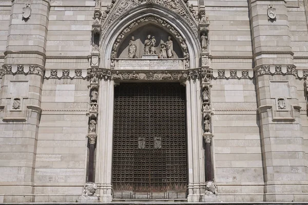 Nápoles Italia Julio 2018 Vista Catedral Nápoles — Foto de Stock