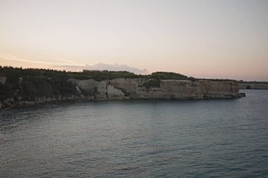 Otranto, İtalya - 02 Eylül 2012 : Otranto'da sahil şeridi