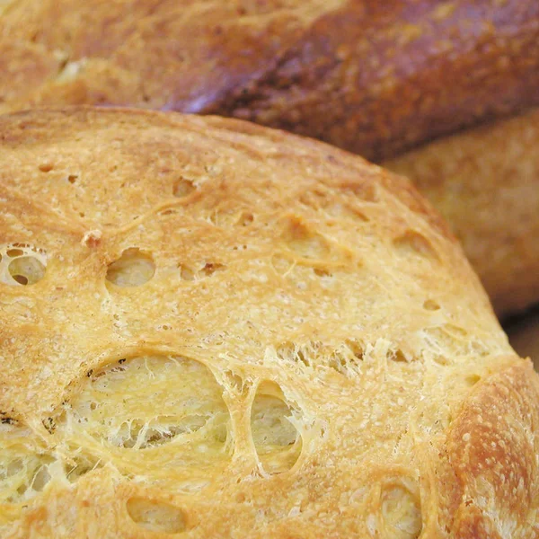 Pazarda satılan ekmek