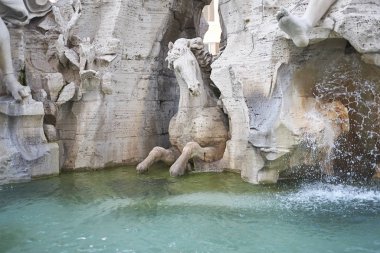 Roma, İtalya - 27 Haziran 2017 : Dört Nehir Çeşmesi