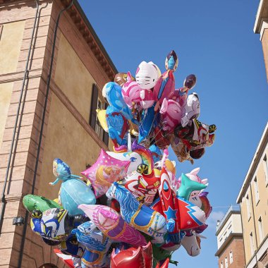 Forli, İtalya - 04 Şubat 2018: Renkli ballons