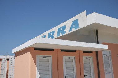 Milano Marittima, İtalya - 31 Temmuz 2017: Plaj kulübü soyunma odaları