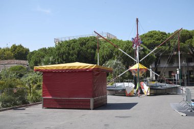 Cervia, İtalya - 04 Ağustos 2018 : Küçük lunapark