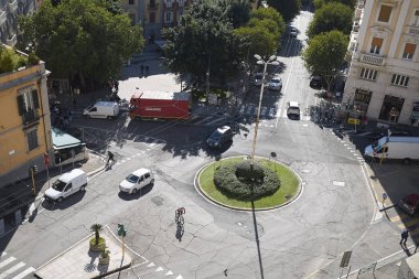 Cagliari, İtalya - 11 Kasım 2017 : Yukarıdan 'Piazza Costituzione' görünümü