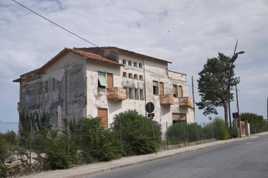 Castellammare del Golfo, İtalya - 04 Eylül 2018 : Castellammare'deki eski villa