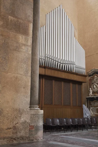 Cefalu, İtalya - 09 Eylül 2018: Cefalu Katedrali'nin org