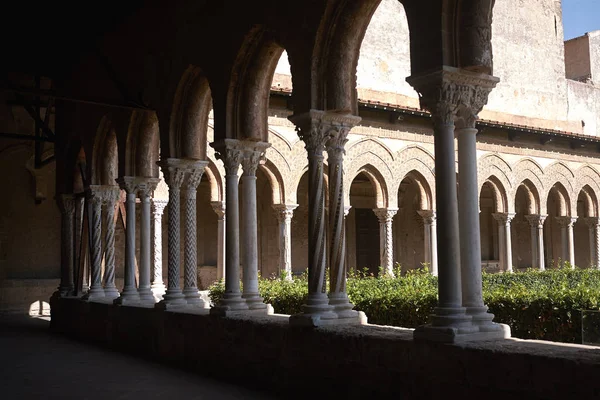 Monreale Settembre 2018 Chiostro Della Cattedrale Monreale — Foto Stock