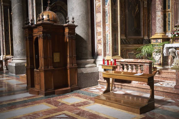 Palermo Italia Septiembre 2018 Confesionario Iglesia San Giuseppe Dei Teatini — Foto de Stock