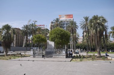 Palermo, İtalya - 07 Eylül 2018 : Piazza Castelnuovo görünümü