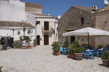 Scopello, İtalya - 01 Eylül 2018 : Piazza Nettuno görünümü