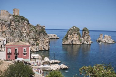 Scopello, İtalya - 04 Eylül 2018 : Tonnara di Scopello görünümü