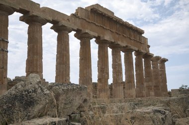 Selinunte, İtalya - 02 Eylül 2018: Apollon tapınağının görünümü (C Tapınağı)