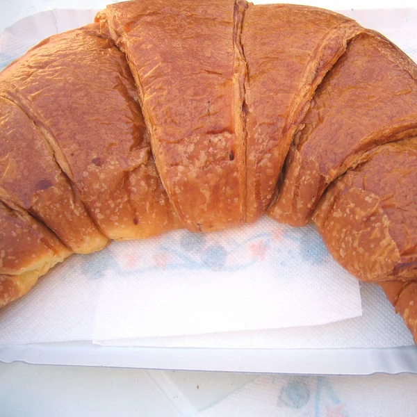 Sirolo Itália Agosto 2004 Big Croissant — Fotografia de Stock