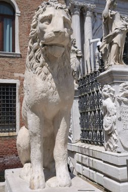 Venedik, İtalya - 02 Temmuz 2019 : Arsenale di venezia manzarası (Porta Di Terra)