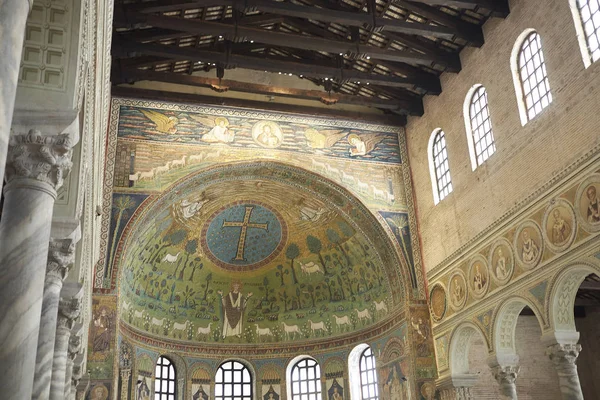 Classe Włochy Sierpnia 2019 Widok Santa Apollinare Classe Kościelne Wnętrze — Zdjęcie stockowe