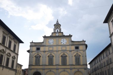 Citta di Castello, İtalya - 23 Ağustos 2018 : Palazzo del Podesta'nın görünümü