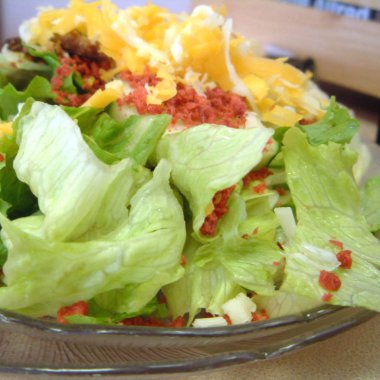 Çedar peynirli salata