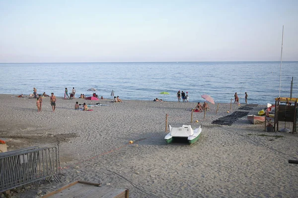 Finale Ligure Italie Août 2014 Touriste Plage Finale Ligure — Photo