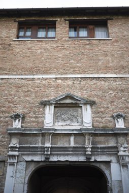 Treviso, İtalya - 29 Mayıs 2018: Altınia kapısı görünümü