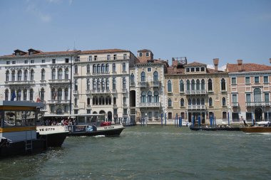 Venedik, İtalya - 12 Temmuz 2017 : Punta della Dogana'dan Kanal Grande'nin Görünümü