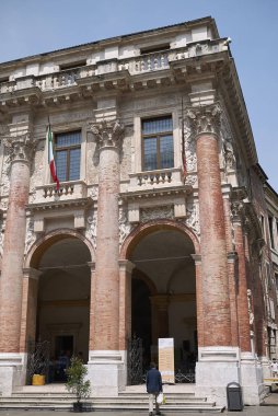 Vicenza, İtalya - 26 Mayıs 2018: Palazzo del Capitaniato görünümü