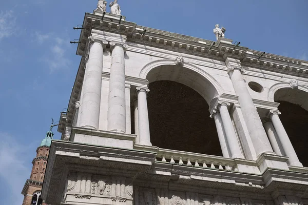 Vicenza, İtalya - 26 Mayıs 2018 : Palladiana Bazilikası Görünümü