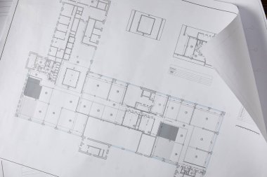Yukarıdaki beyaz kağıt üzerinde mimari planı görüntülemek 