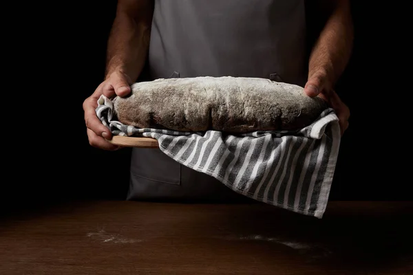 Partial View Male Baker Apron Holding Cutting Board Sackcloth Bread — Free Stock Photo