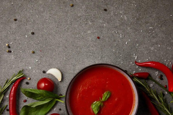 Widok Góry Pyszne Pomidorowa Warzyw Stół Szary — Zdjęcie stockowe