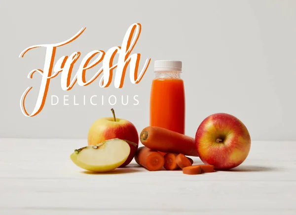 Detox Smoothie Almát Sárgarépát Fehér Felületre Friss Ízletes Felirat — Stock Fotó