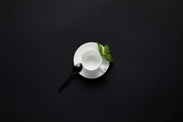 Top View Empty Cup Black Spoon Mint Leaves Black Table — Stock Photo, Image