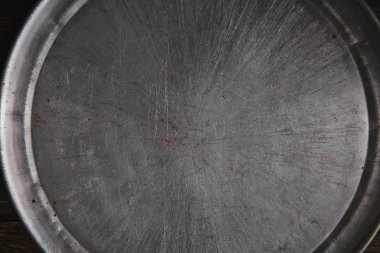 boş metal mutfak tepsisinin üstten görünüm