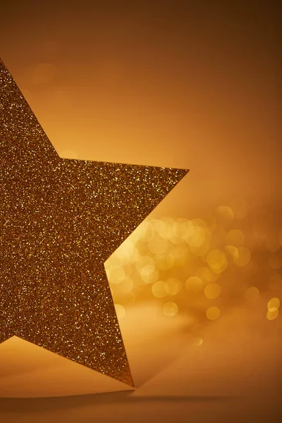 Metade Estrela Dourada Brilhante Para Decoração Natal — Fotografia de Stock