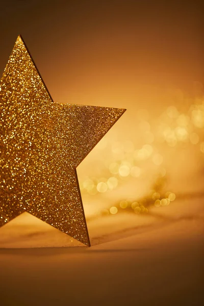 Golden Glittering Star Christmas Decoration — Stock Photo, Image