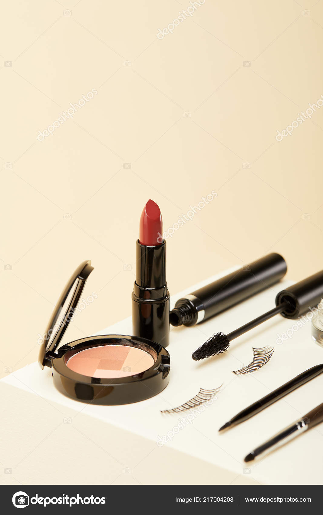 Close Shot Makeup Supplies Kit Beige - Makeup Supplies Close Shot Makeup Supplies Kit Beige - Makeup Supplies
