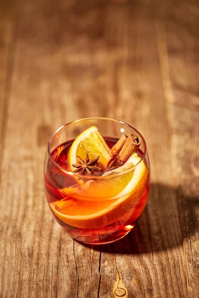 Close View Hot Mulled Wine Drink Orange Pieces Anise Stars — Stock Photo, Image