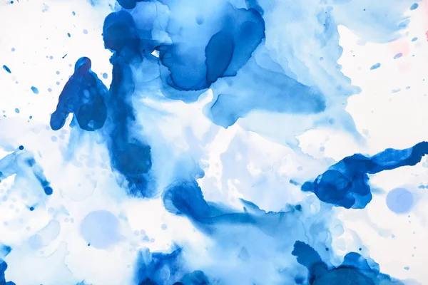Blue Splashes Alcohol Ink White Abstract Backdrop — Stock Photo, Image